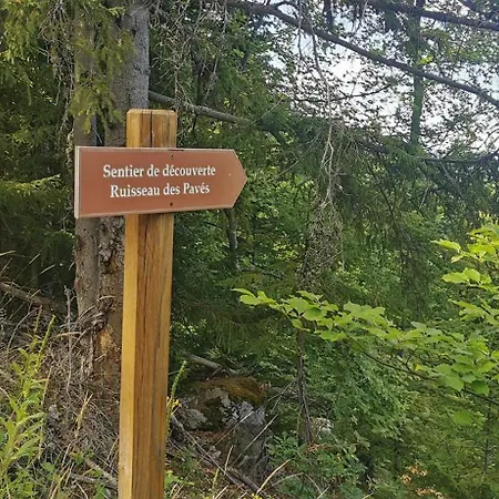 Le Galussel D'etape Et De Sejour 3*